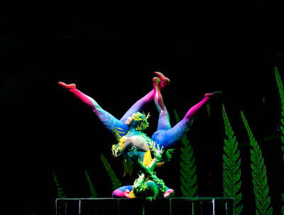 大型3D兒童雜技劇《恐龍館奇妙夜》公演成功，導演劉藝偉分享創作理念